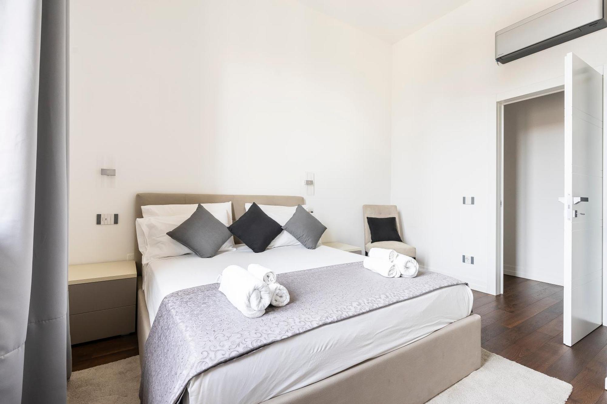 San Marco Black Appartamento Luxury Con Terrazzo E Parcheggio Su Richiesta فلورنس المظهر الخارجي الصورة
